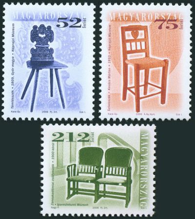 #HUN200605 - Hungary 2006 Antique Furniture 3v Stamps MNH   2.49 US$ - Click here to view the large size image.